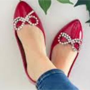 BRAND NEW TOP MODA COMFORT  with  RHINESTONE BOW WOMEN  FLAT R3
